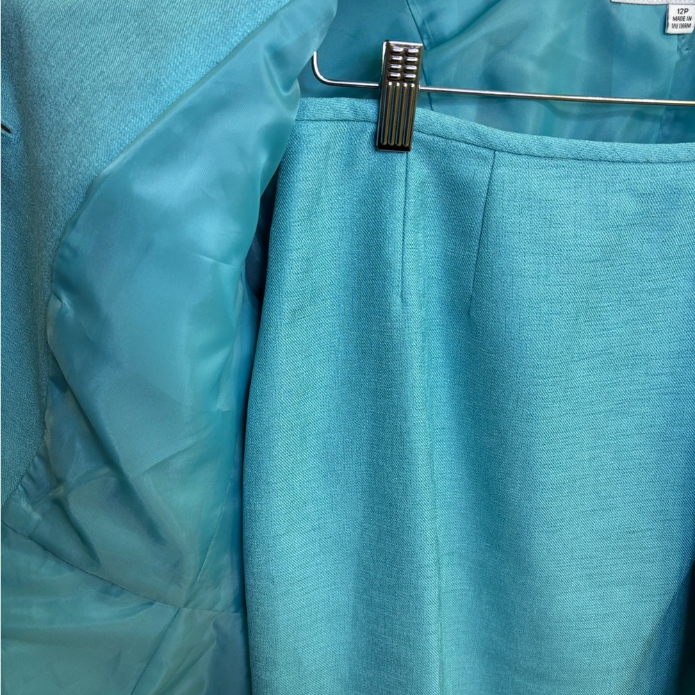 Le Suit Aqua Blazer and Dress Set - Picture 3 of 4